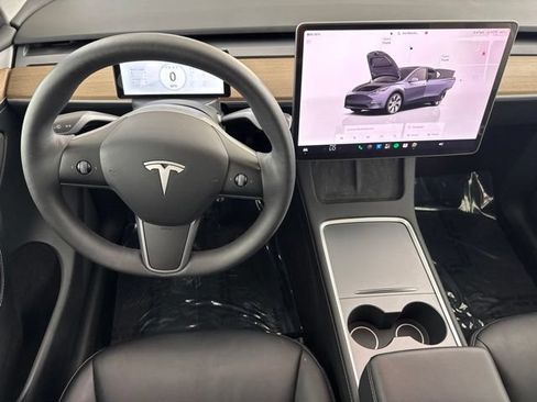 Used 2023 Tesla Model Y Long Range AWD/4WD image 25