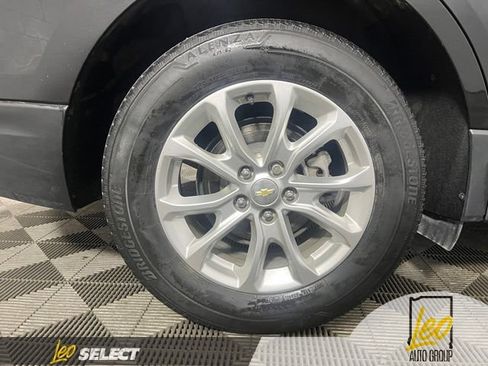 Used 2021 Chevrolet Equinox LS w/ LS Convenience Package AWD/4WD image 30
