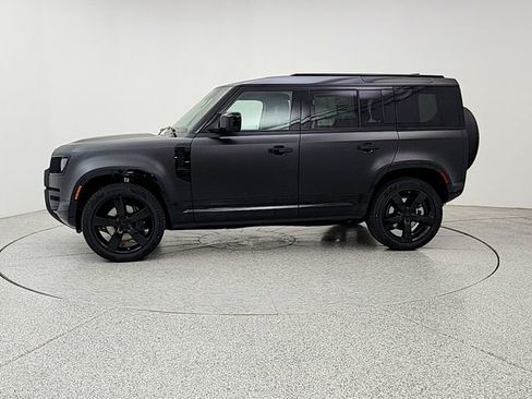 New 2026 Land Rover Defender 110 X-Dynamic SE AWD/4WD image 8