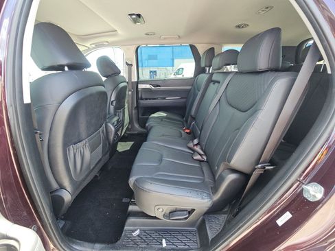 Used 2023 Hyundai Palisade SEL image 13