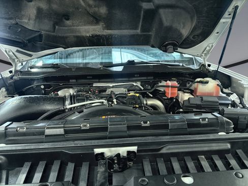 Used 2022 Chevrolet Silverado 2500 High Country w/ Z71 Off-Road Package image 34