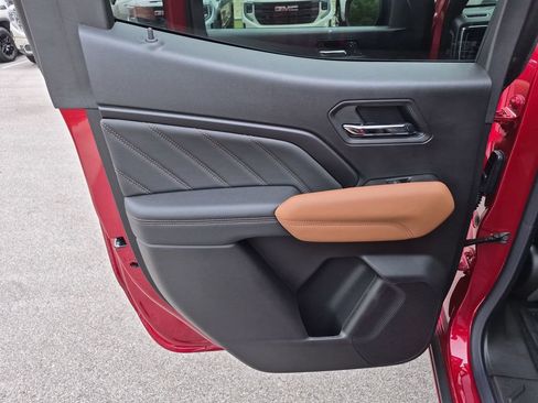 New 2026 GMC Canyon AT4 w/ AT4 Premium Package AWD/4WD image 38