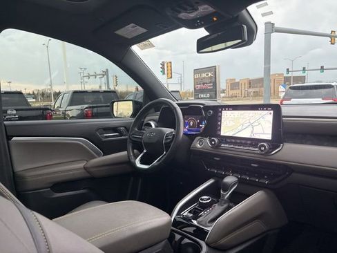 Used 2023 Chevrolet Colorado ZR2 w/ ZR2 Convenience Package III image 46