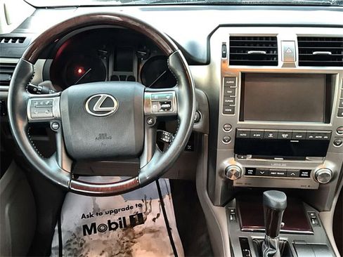 Used 2019 Lexus GX 460 Premium image 16