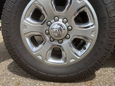 Used 2018 RAM 2500 Laramie w/ Convenience Group AWD/4WD image 9