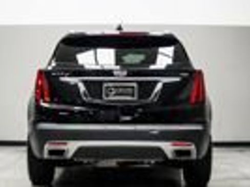 Used 2024 Cadillac XT5 Premium Luxury image 3