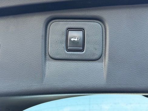 Used 2021 Nissan Murano SL w/ Cargo Package image 26