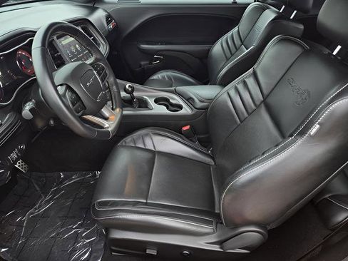 Used 2023 Dodge Challenger SRT Hellcat w/ Driver Convenience Group image 18