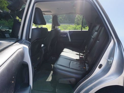 Used 2016 Toyota 4Runner Limited AWD/4WD image 13