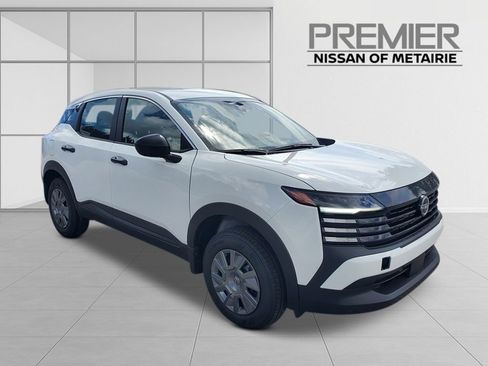 New 2026 Nissan Kicks S image 2