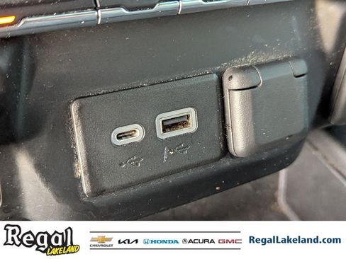 Used 2020 Chevrolet Silverado 2500 LTZ w/ LTZ Plus Package image 21