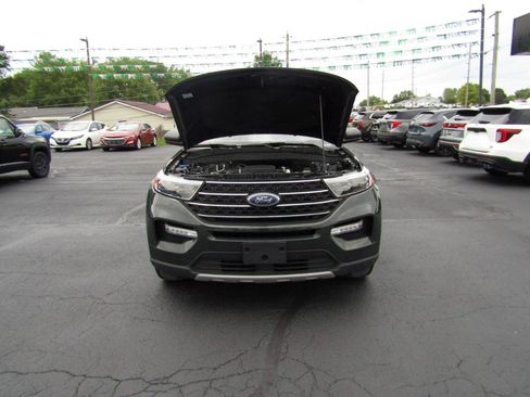 Used 2023 Ford Explorer XLT w/ Equipment Group 202A AWD/4WD image 25