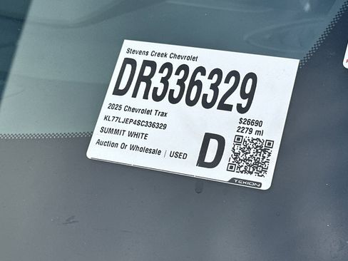 Used 2025 Chevrolet Trax RS w/ Driver Confidence Package image 54