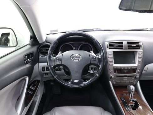 Used 2006 Lexus IS 350 image 10