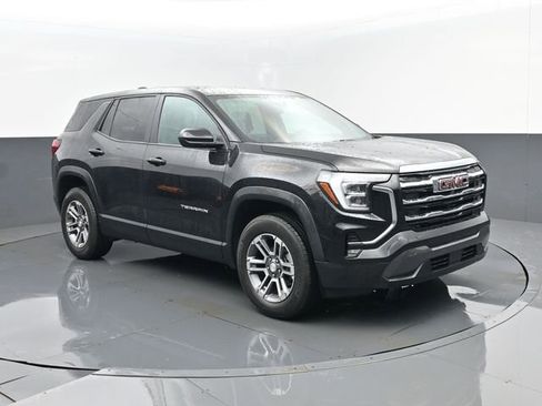 Used 2025 GMC Terrain Elevation AWD/4WD image 3