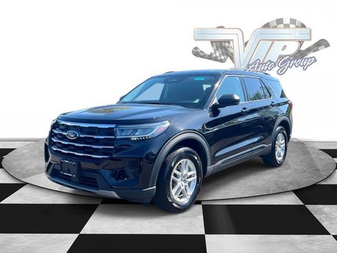Used 2026 Ford Explorer Active AWD/4WD image 4