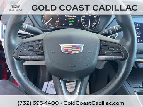 Used 2021 Cadillac XT4 Luxury w/ Cold Weather Package image 19