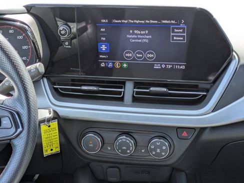 Used 2024 Chevrolet Trax RS w/ Driver Confidence Package image 18