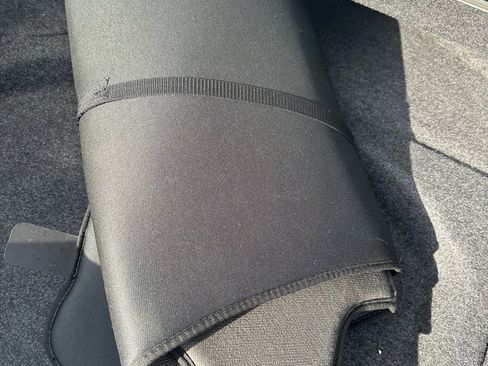 Used 2005 Ford Thunderbird image 53