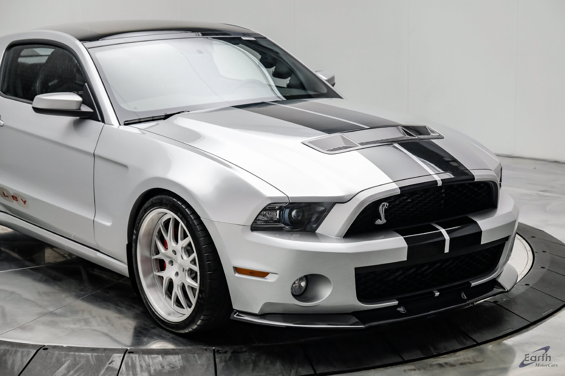 Used 2012 Ford Mustang Shelby GT500 w/ SVT Performance Pkg RWD image 32