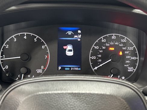 Certified 2025 Toyota Corolla LE FWD image 21