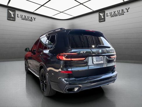 Used 2024 BMW X7 xDrive40i w/ M Sport Package AWD/4WD image 6