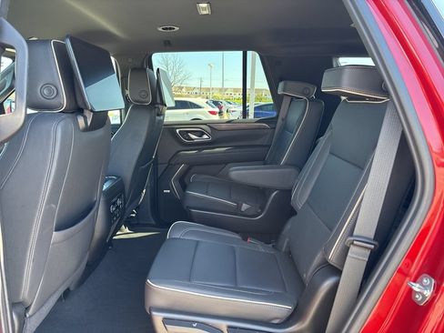 Used 2024 Chevrolet Tahoe Premier AWD/4WD image 37