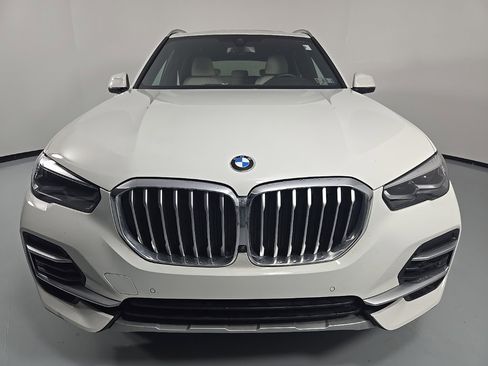 Certified 2023 BMW X5 xDrive40i w/ Premium Package image 2