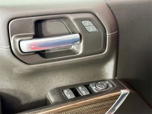 Used 2020 Chevrolet Silverado 1500 LT Trail Boss image 16