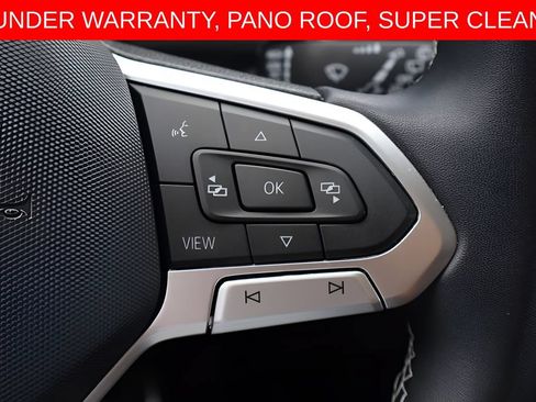 Used 2023 Volkswagen Tiguan SE w/ Panoramic Sunroof Package FWD image 22