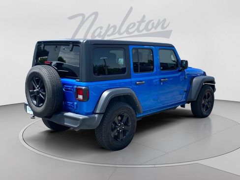 Used 2022 Jeep Wrangler Unlimited Sport AWD/4WD image 8