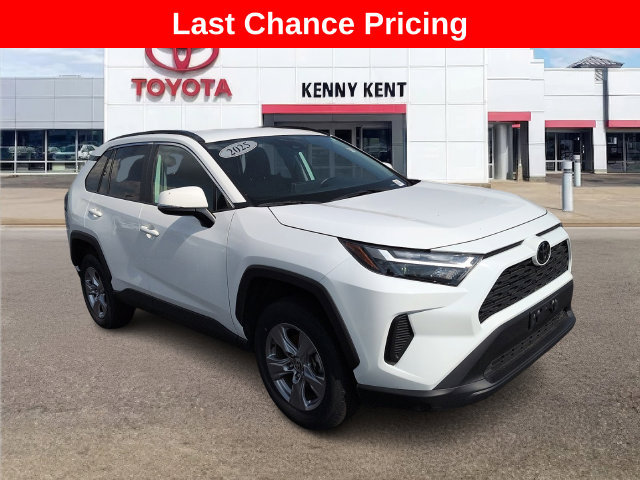 Certified 2025 Toyota RAV4 XLE FWD image 1