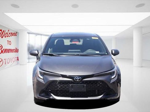 Certified 2023 Toyota Corolla SE w/ SE Premium Package FWD image 4
