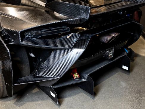 Used 2022 Lamborghini Huracan EVO RWD image 10