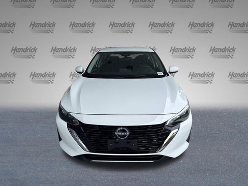 Used 2025 Nissan Sentra SV FWD image 3