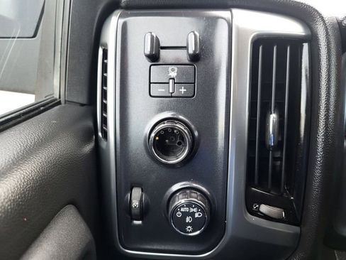 Used 2017 Chevrolet Silverado 1500 LT w/ All Star Edition image 27