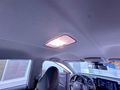 Used 2024 Toyota Camry SE FWD image 39