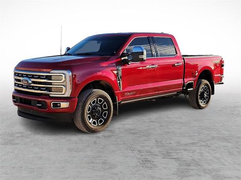 Used 2024 Ford F350 Platinum w/ FX4 Off-Road Package image 5