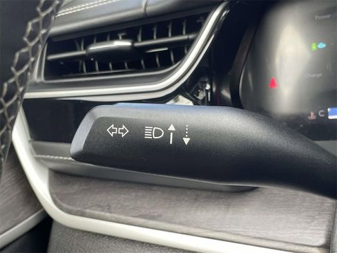 Used 2022 Jeep Grand Cherokee Limited 4xe image 53