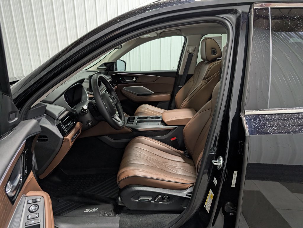 Used 2026 Acura MDX w/ Advance Package AWD/4WD image 18