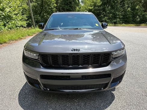 Used 2023 Jeep Grand Cherokee L Laredo AWD/4WD image 3