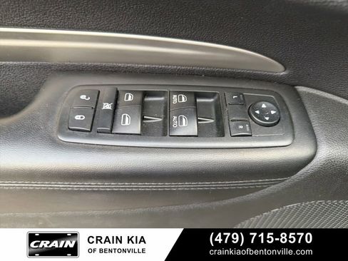 Used 2019 Dodge Durango SXT image 15