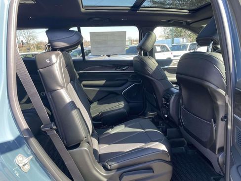 New 2026 Jeep Grand Cherokee L Limited image 18