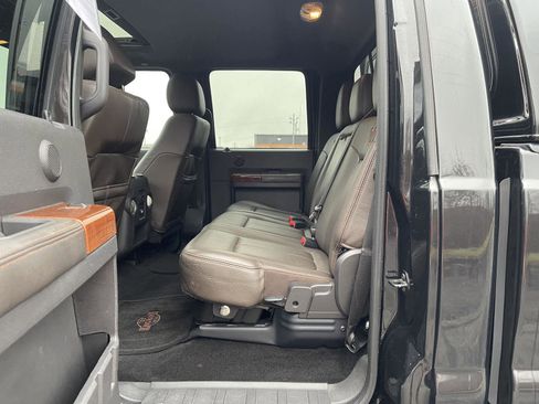 Used 2015 Ford F350 King Ranch w/ King Ranch Package image 18