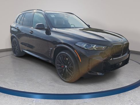 Certified 2026 BMW X5 sDrive40i w/ M Sport Package RWD image 3