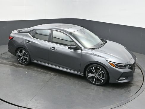 Used 2022 Nissan Sentra SR w/ Trunk Package image 32