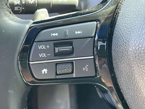 Used 2025 Honda Pilot Touring image 22