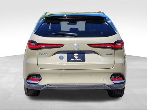 Certified 2025 MAZDA CX-70 Plug-In Hybrid w/ Premium Plus AWD/4WD image 8