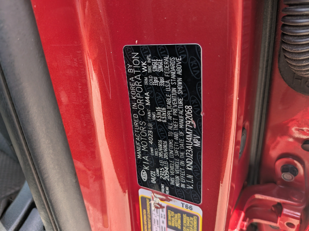 Used 2021 Kia Soul LX FWD image 34