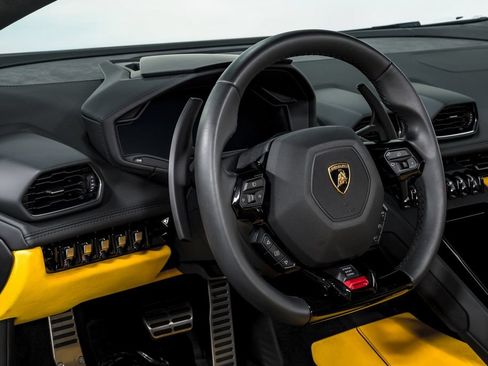 Used 2022 Lamborghini Huracan EVO AWD/4WD image 13